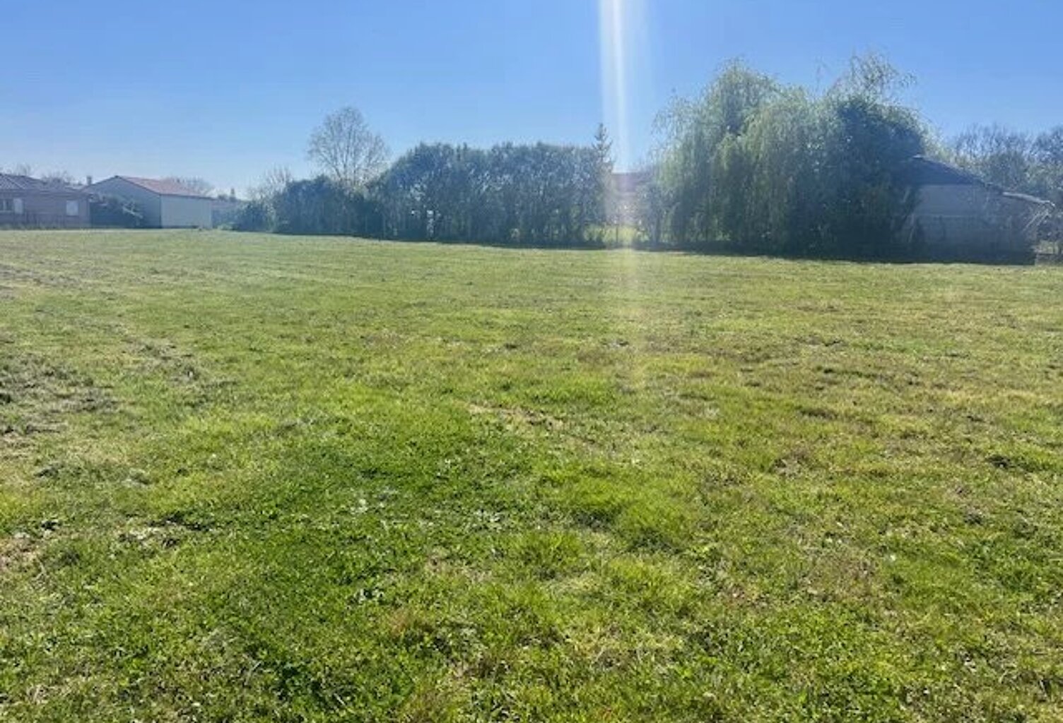 Terrain à bâtir plat avec CU — photo 1