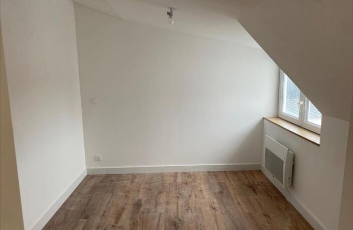 Annœullin, T3 entièrement rénové 1 chambre, 1 bureau, cuisine éq — photo 4