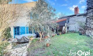 Maison 6 Pièces 232 m² à vendre à Gannat (03800)