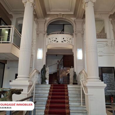 property.type.service  380000 €