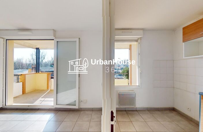 T4 TERRASSE SUD 15m2 À CÉPET — photo 4