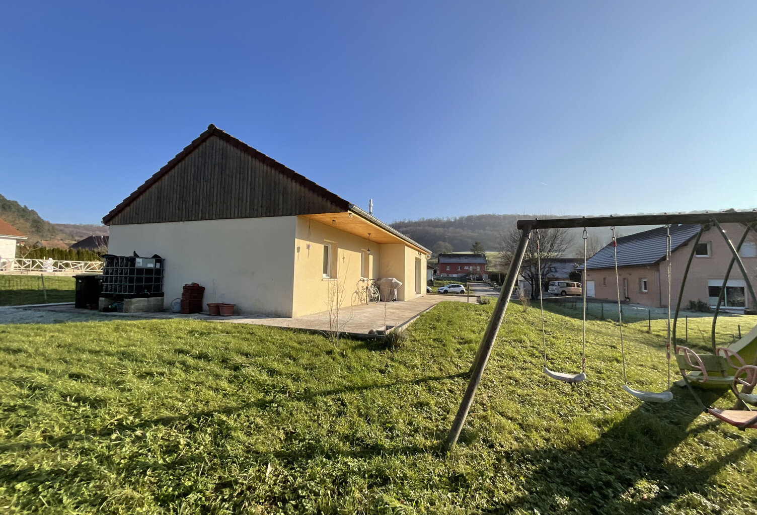 MAISON RÉCENTE DE PLAIN PIED, RUREY (12 KM DE TARCENAY), 82 — photo 1