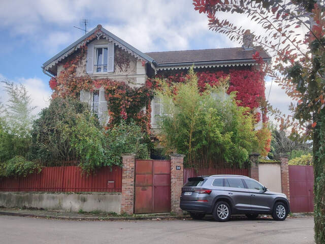 Belle maison familiale   Confort et charme sur 3 niveaux — photo du bien