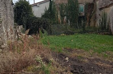 vente garage 49 000 € à proximité de Saint-Ciers-sur-Gironde (33820)