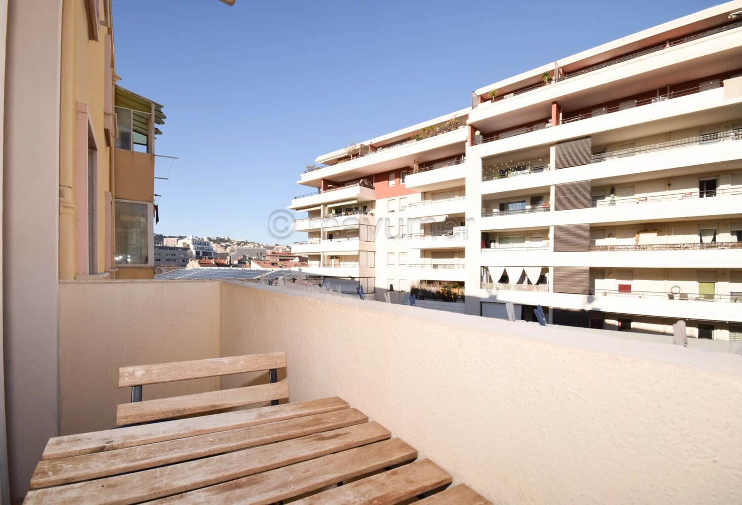 T3 + balcon rue Borde 13008 Marseille — photo 1