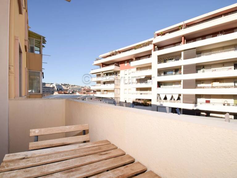 T3 + balcon rue Borde 13008 Marseille — photo 1