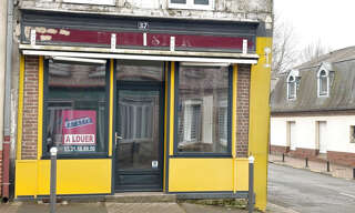 Commerce  67 m² à louer à Avesnes-le-Comte (62810)