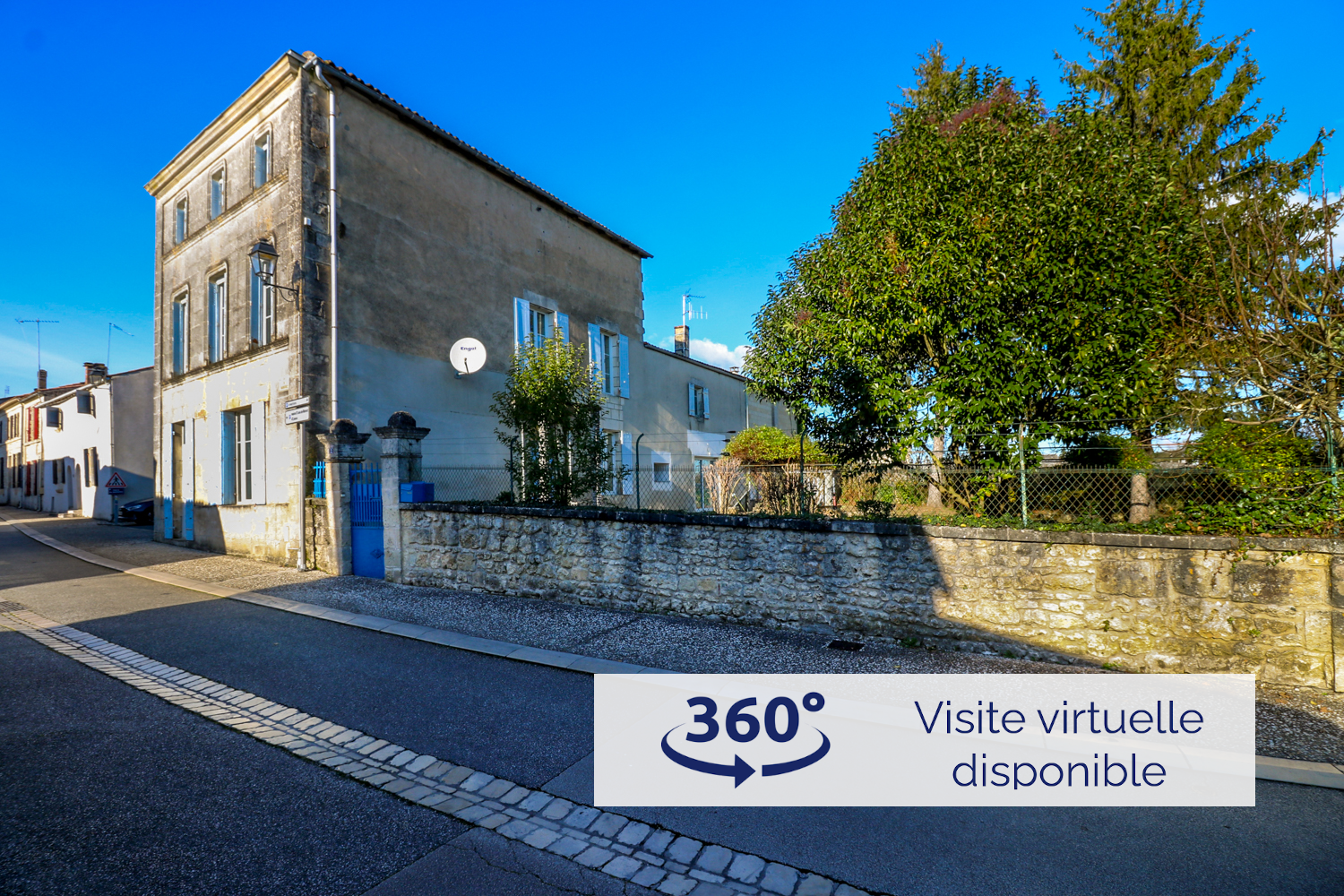 Villa / Maison 9 pièces  à vendre Saint-Savinien 17350