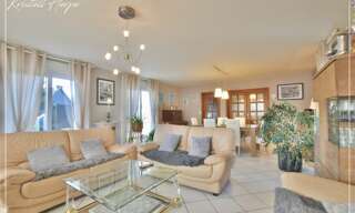 Maison 9 Pièces 220 m² à vendre à Carhaix-Plouguer (29270)