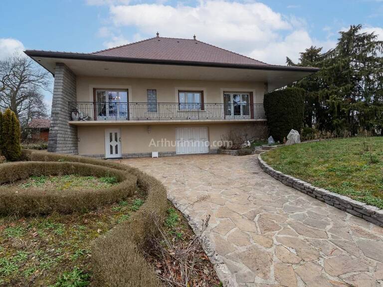 Maison sur sous sol complet - MEYRIE — photo 1