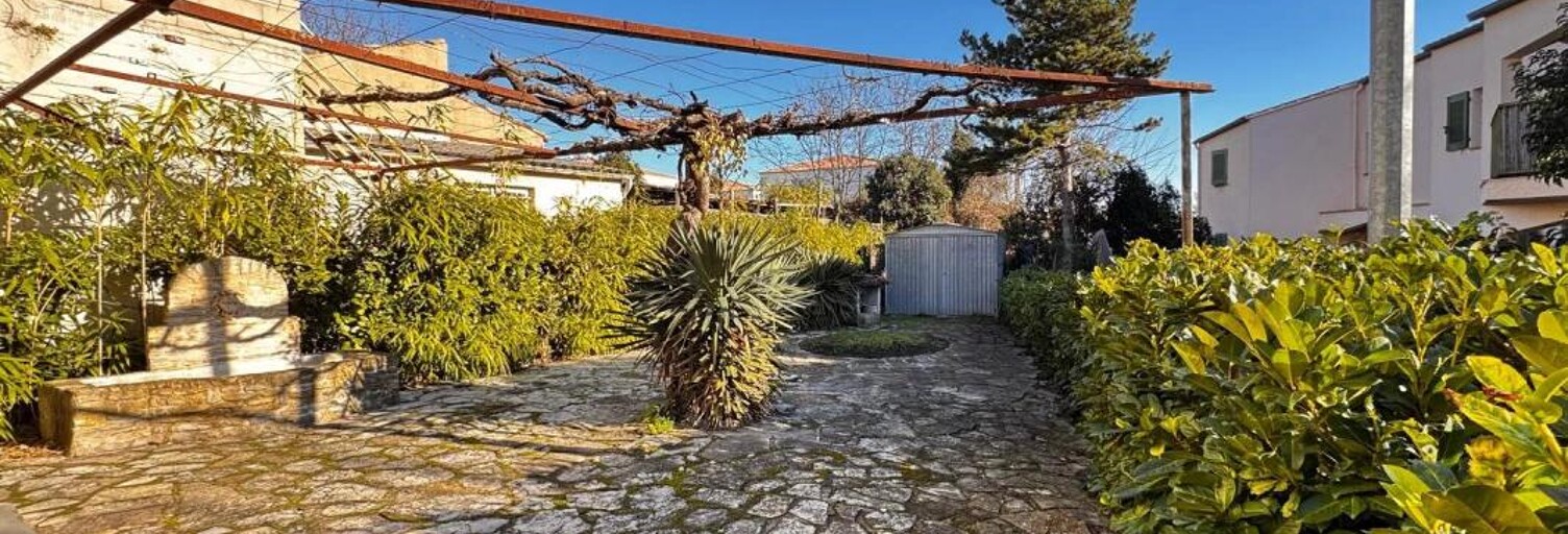 Immeuble  185 m² à vendre à Saint-Christol-lez-Alès (30380)