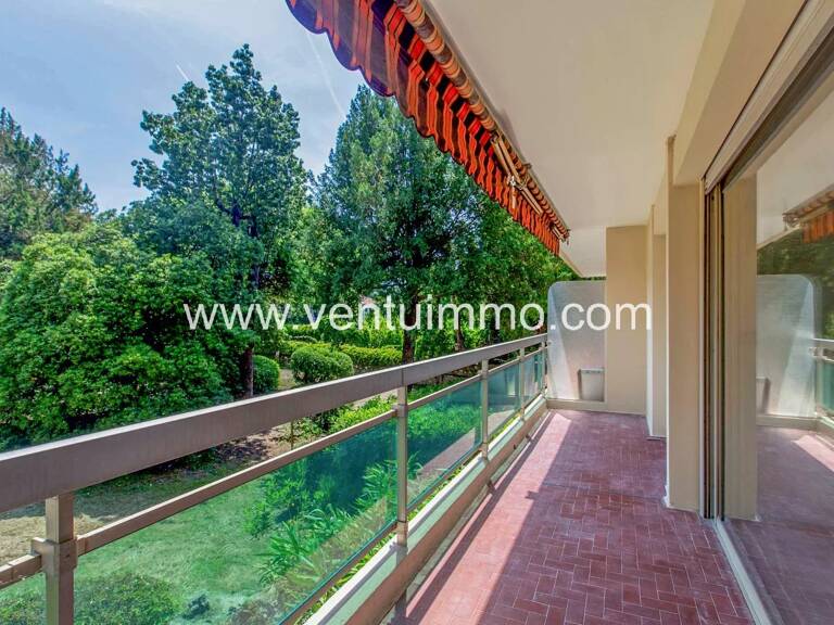 NICE Cimiez  :  4 Pièces traversant - terrasse - garage - cave — photo 1