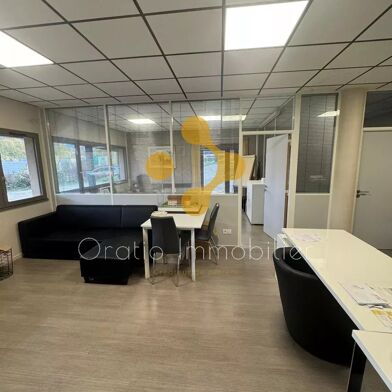 Bureau 2 pièces 48 m²