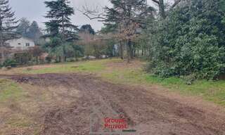 Terrain  987 m² à vendre à Vaugneray (69670)