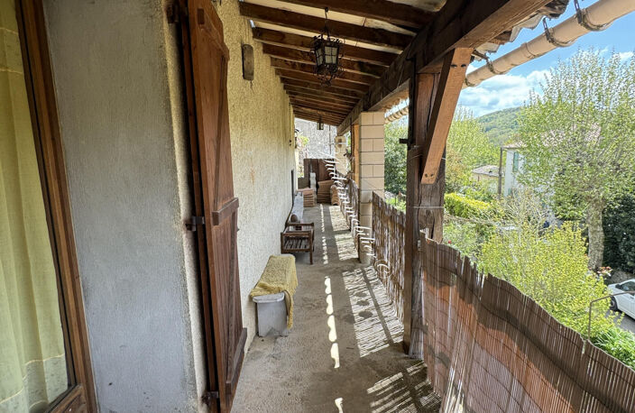 Maison de village en pierres avec jardin, remise, étable — photo 2
