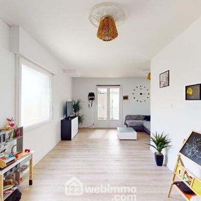 Maison 6 pièces 313100 €