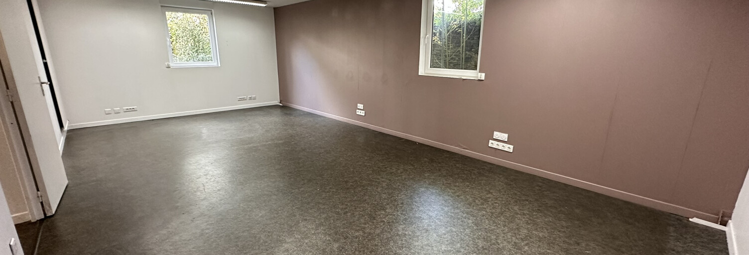 Bureau  156 m² à louer à Angers (49100)