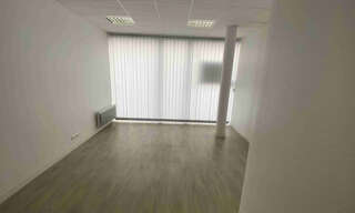 Commerce  260 m² à louer à Angers (49100)