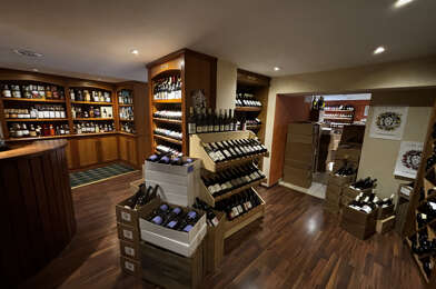 Commerce  271000 €