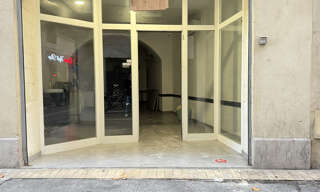 Commerce  130 m² à vendre à Nîmes (30000)