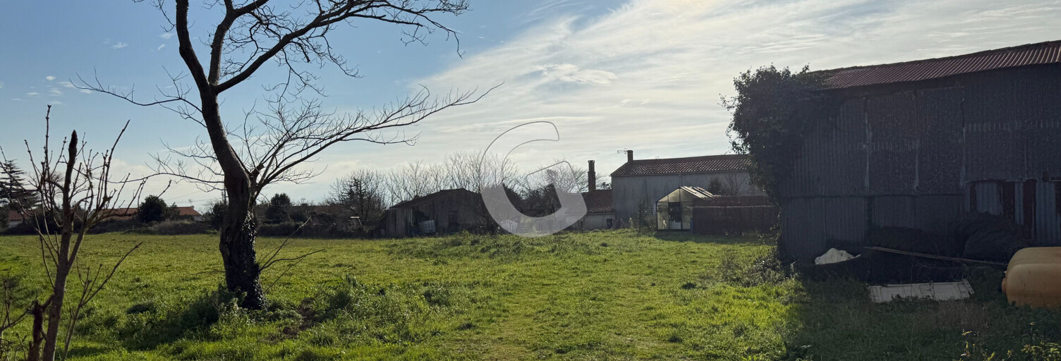 Terrain  1404 m² à vendre à La Jonchère (85540)