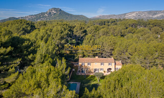 Maison 12 Pièces 400 m² à vendre à Aubagne (13400)