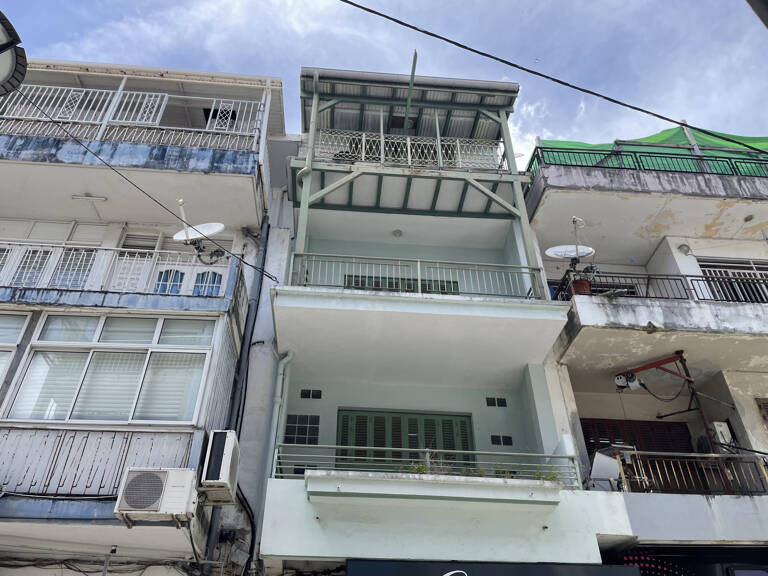 IMMEUBLE SUR 3 NIVEAUX POINTE-A-PITRE SCHOELCHER — photo 1