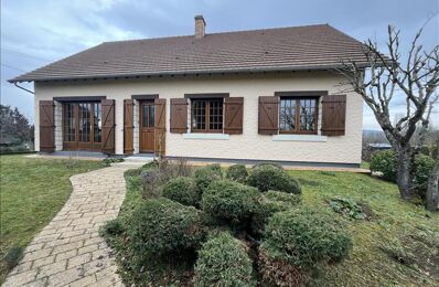 vente maison 207 675 € à proximité de Arcomps (18200)