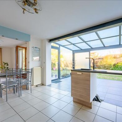 Maison 8 pièces 144 m²