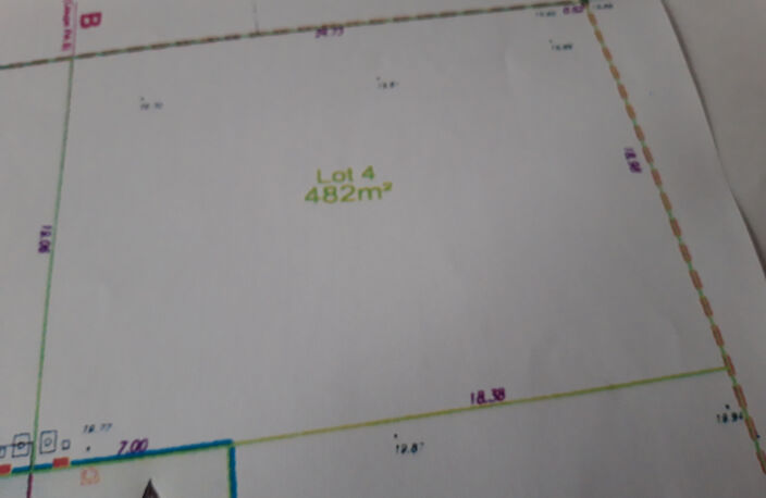 TERRAIN de 482 m2 à BATIR — photo 2