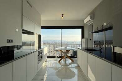 Appartement 5 pièces 375000 €