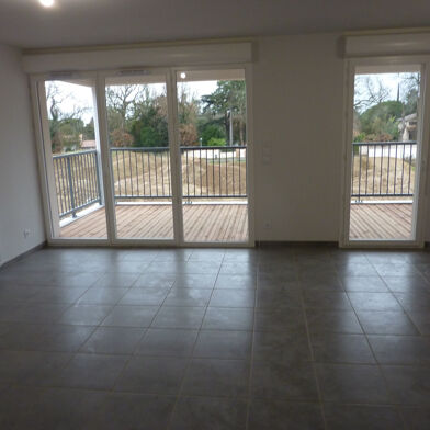 Appartement 3 pièces 774 €