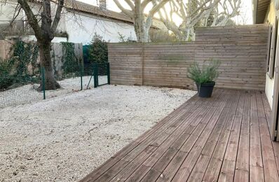 location maison 1 150 € CC /mois à proximité de Saint-Saturnin-Lès-Avignon (84450)