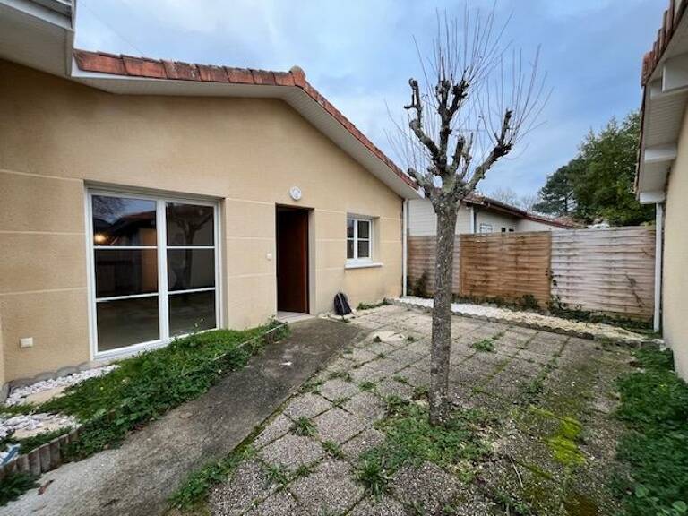 Appartement À Vendre — photo 1