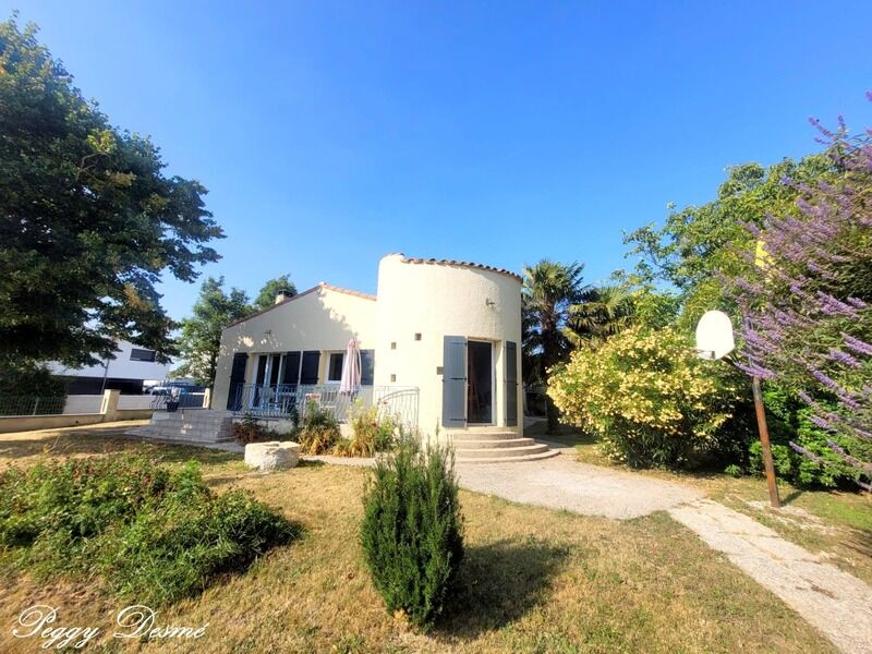 Villa / Maison 6 pièces  à vendre Bourgneuf 17220