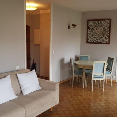 Appartement 1 pièces 1300 €