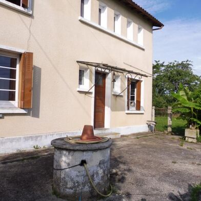 Maison 7 pièces 127200 €