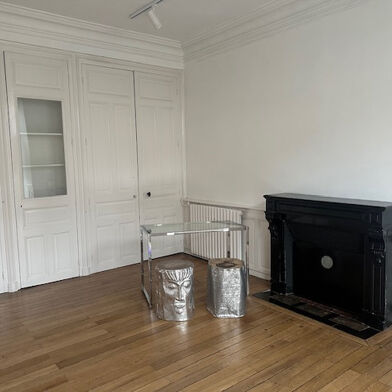 Commerce  600 €
