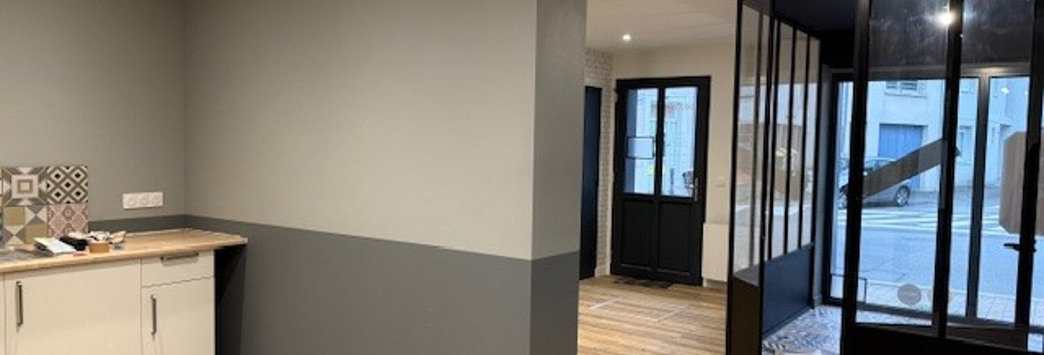 Commerce  28 m² à louer à Angers (49100)