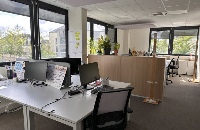 Bureaux 895 m2 - Angers — photo 2