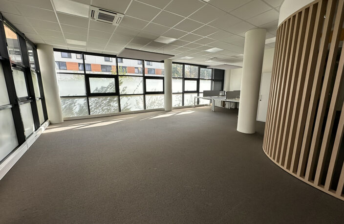 Bureaux 895 m2 - Angers — photo 3