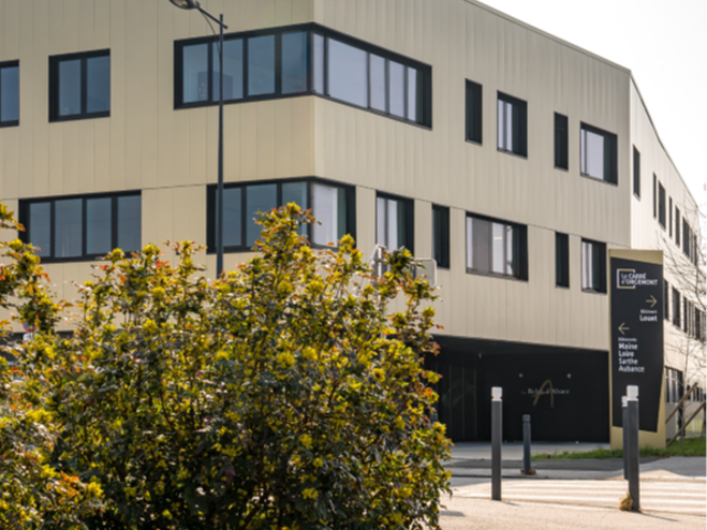 PLATEAU DE BUREAUX A VENDRE ANGERS — photo du bien