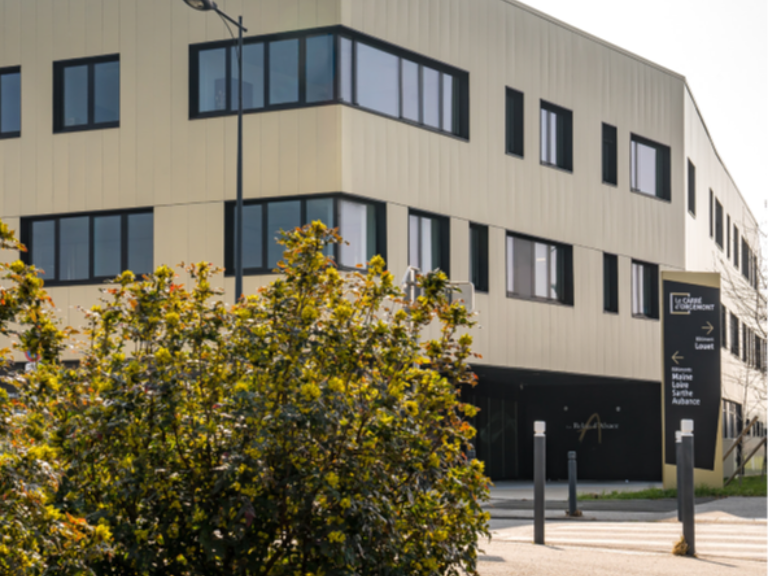 PLATEAU DE BUREAUX A VENDRE ANGERS — photo 1