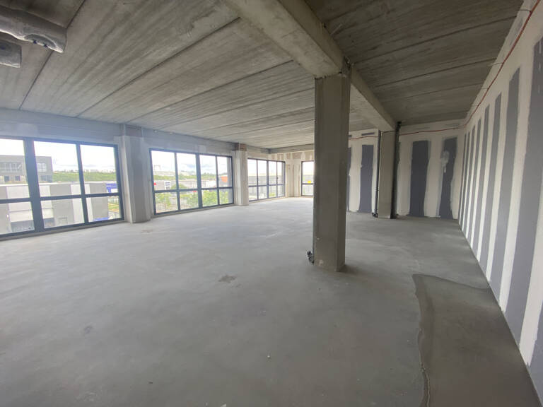 BUREAUX A VENDRE ANGERS — photo 1