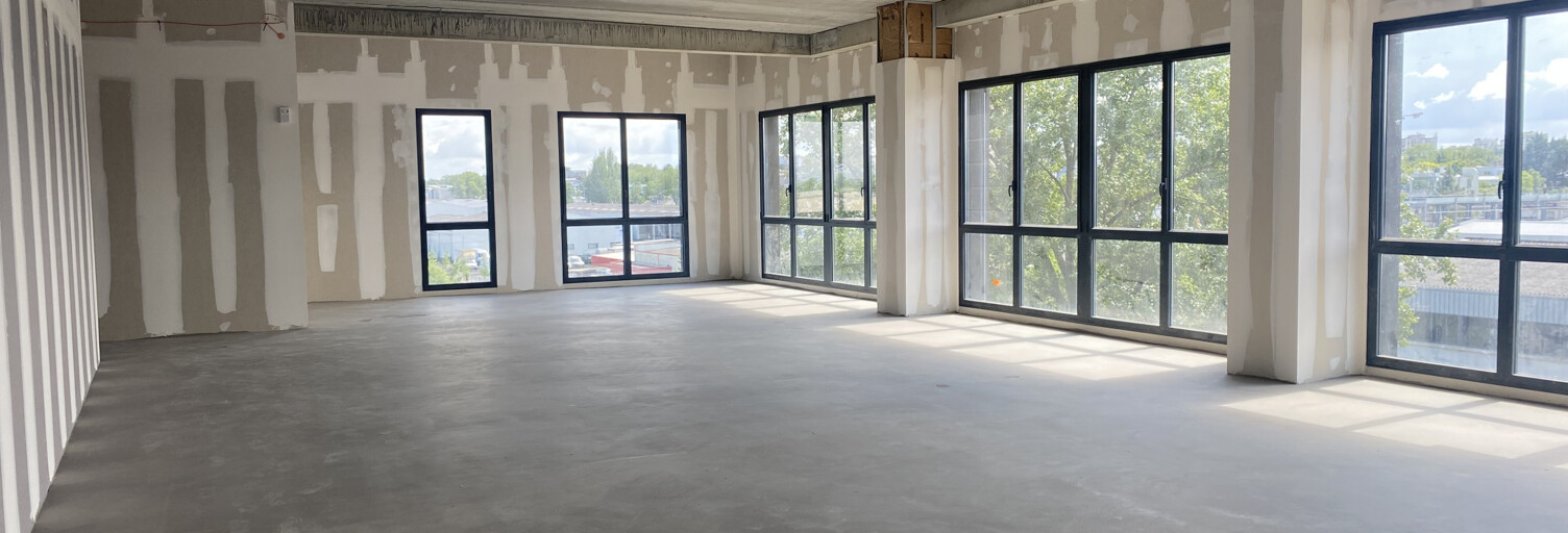 Bureau  800 m² à vendre à Angers (49100)