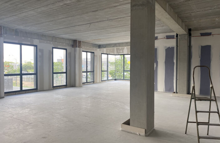 BUREAUX NEUFS A LOUER ANGERS — photo 3