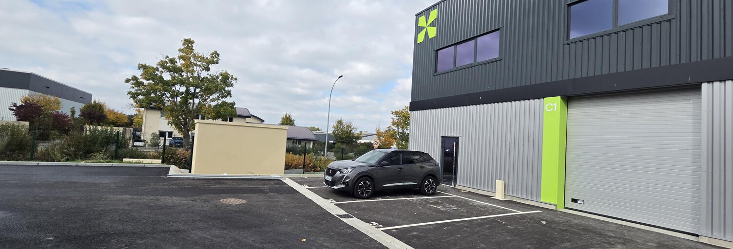 Commerce  552 m² à vendre à Saint-Barthélemy-d'Anjou (49124)