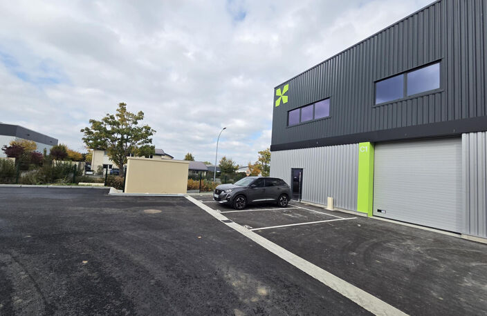 PROGRAMME NEUF CELLULE D'ACTIVITE A VENDRE ANGERS EST — photo 2