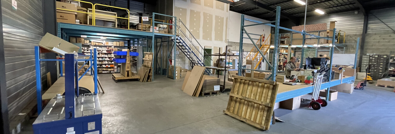 Commerce  1170 m² à vendre à Tiercé (49125)