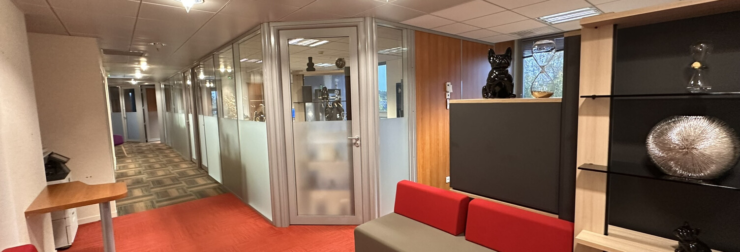 Bureau  250 m² à louer à Beaucouzé (49070)